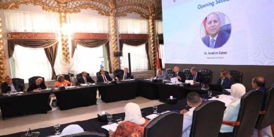 محافظ القاهرة يشهد فعاليات عرض وثيقة عمل مشروع اليونسكو «المنتدى التراثى الجامعي» - هرم مصر