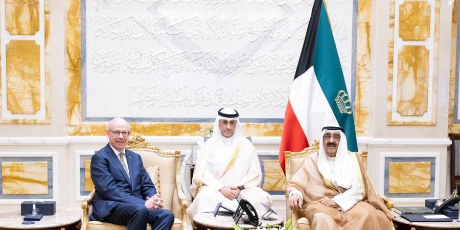 سمو الأمير يستقبل نائب رئيس مجلس إدارة مؤسسة الملك في المملكة المتحدة والمدير التنفيذي للتعليم - هرم مصر