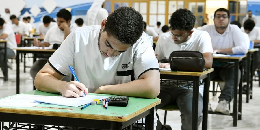 قانون جديد يُجرّم تسريب الاختبارات ويُغلّظ العقوبات - هرم مصر