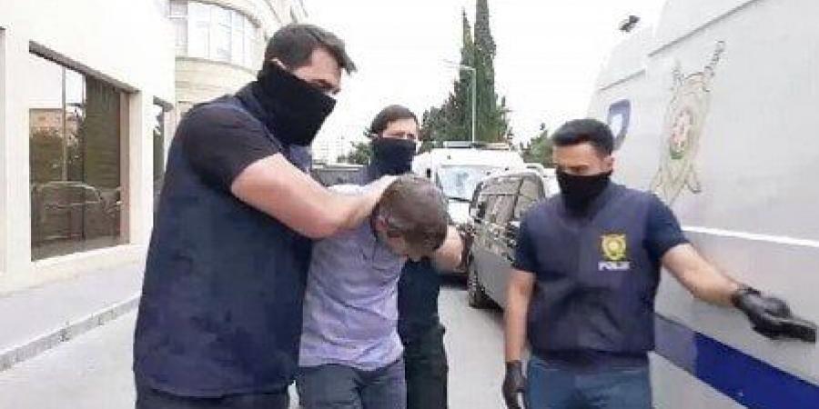 السلطات الأذربيجانية تعتقل صحفيين روسيين من مكتب «سبوتنيك» في باكو وتمنع وصول الدبلوماسيين إليهم - هرم مصر