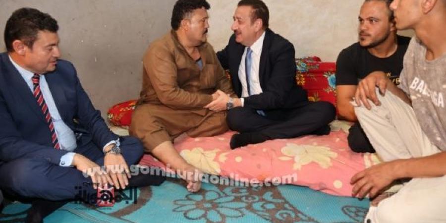 محافظ المنوفية يعزي والد شهيد حادث الإقليمي بمنزله في طملاي ويأمر برعاية أسر الضحايا #الجمهورية_أون_لاين, #جريدة_الجمهورية, #طملاي, #حادث_الطريق_الإقليمي, #محافظ_المنوفية, - هرم مصر
