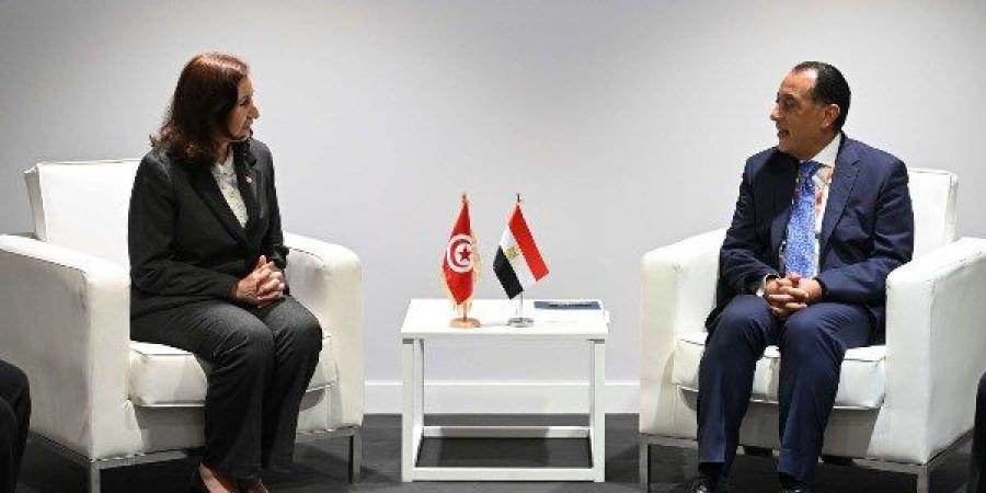 على هامش مؤتمر تمويل التنمية.. مدبولي يلتقي رئيسة الحكومة التونسية - هرم مصر