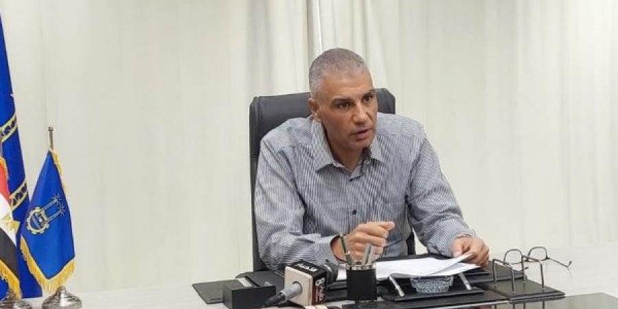 محافظ أسوان يهنئ أكاديمية العلوم والنقل البحري بتقدمها في تصنيف تايمز - هرم مصر