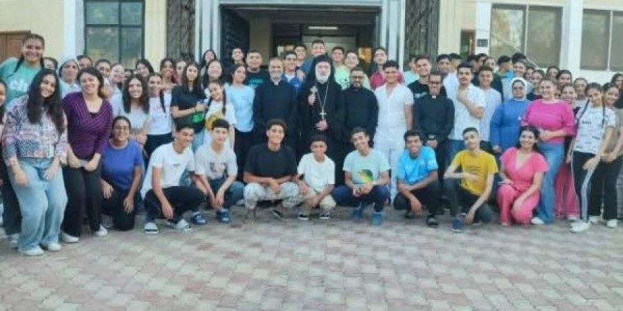 الأنبا باسيليوس يفتتح فعاليات الندوة التكوينية الأولى لخدام الإيبارشية - هرم مصر