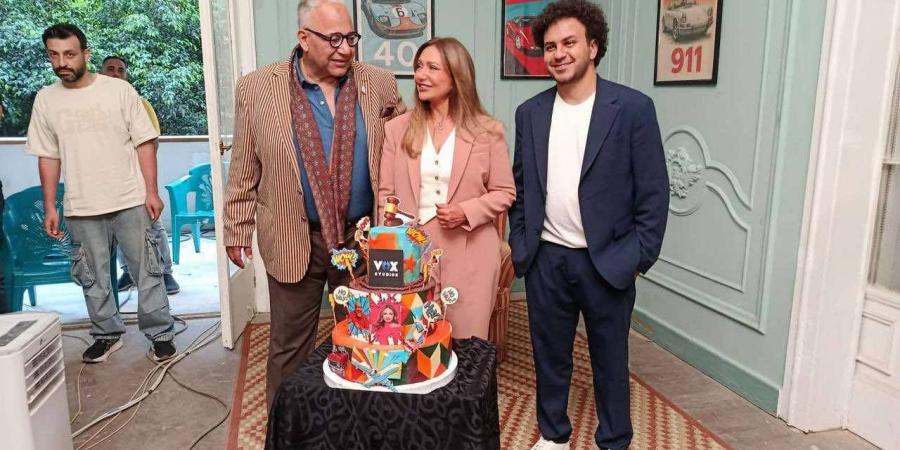 أحمد عصام السيد يبدأ تصوير فيلم ابن مين فيهم أمام ليلى علوي - هرم مصر