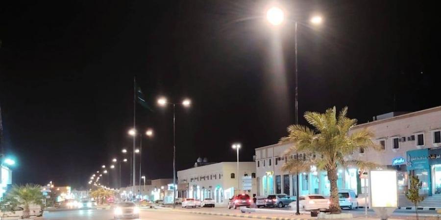 القرية العليا تنتهي من أعمال إستبدال أعمدة الإنارة في الطرق الرئيسة والأحياء - هرم مصر