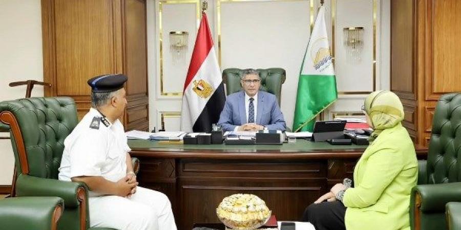 حفاظًا على أرواح المواطنين.. حملات مفاجئة للكشف عن تعاطي المخدرات بين السائقين بالجيزة - هرم مصر