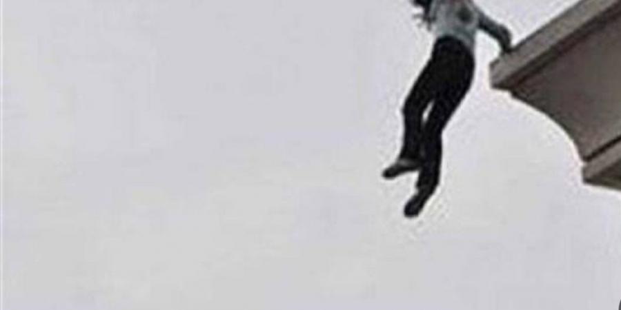 شقيقتها السبب .. فتاة تلقي بنفسها من الطابق السادس في سوهاج - هرم مصر