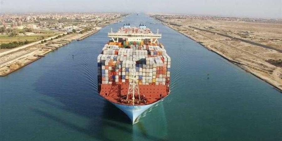 قناة السويس: حركة الملاحة منتظمة ولم تتأثر بحادث غرق الحفار ADMARINE12 - هرم مصر