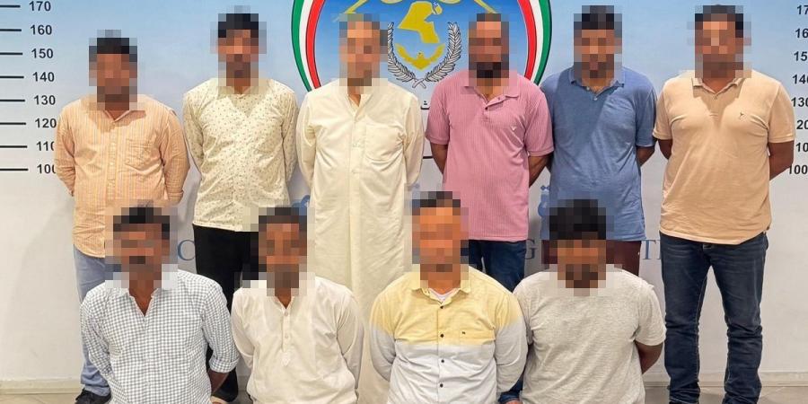 ضبط موظف في «المعلومات المدنية» بتهمة التزوير وتلقي الرشوة - هرم مصر