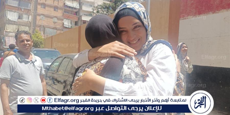 فرحة عارمة.. سهولة امتحان مادة الجغرافيا بالثانوية العامة للشعبة الأدبية في الإسكندرية - هرم مصر