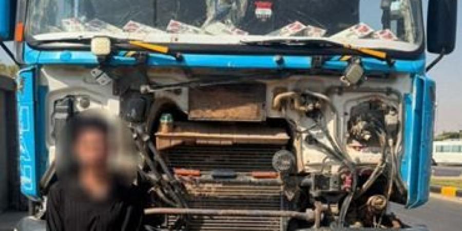 عفاريت الأسفلت.. القبض على سائقي 3 سيارات نقل ثقيل عرضوا حياة المواطنين للخطر بأكتوبر| فيديو - هرم مصر