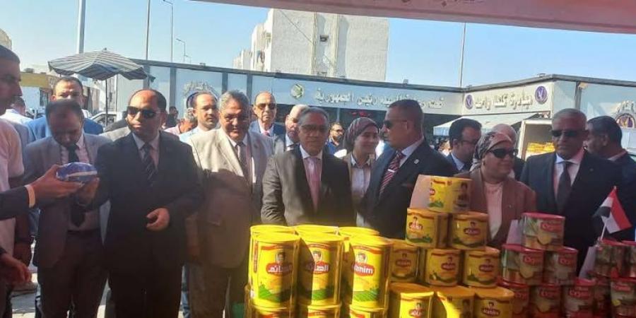 وفد برلماني يتفقد مبادرة سوق اليوم الواحد بجنوب سيناء - هرم مصر