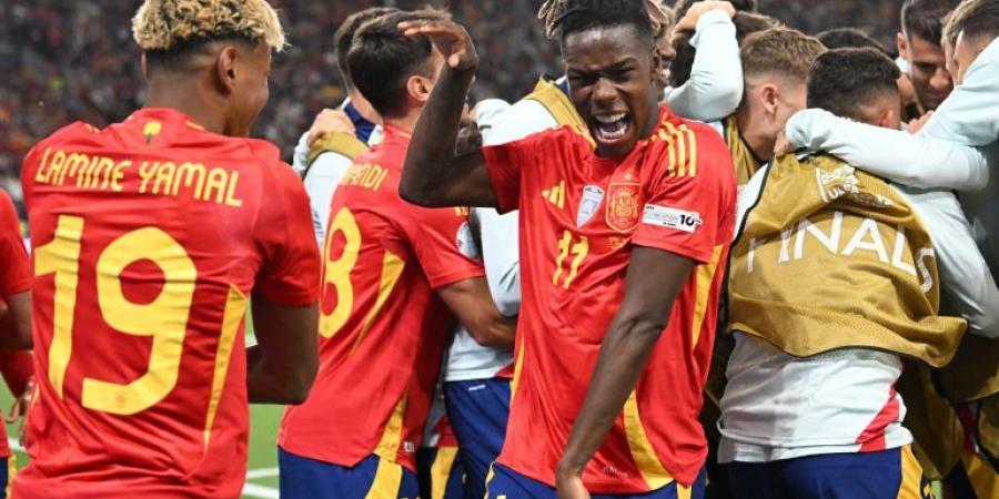 كواليس انهيار صفقة انتقال نيكو ويليامز إلى برشلونة - هرم مصر