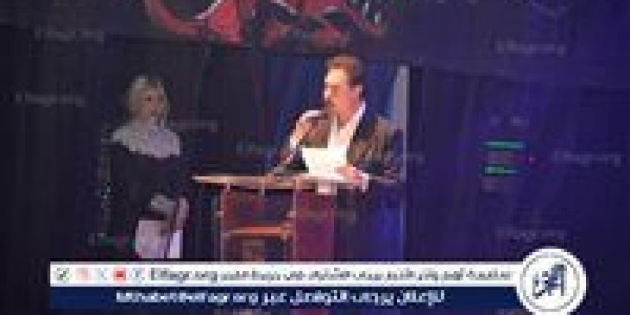 الفنان محمد رياض لـ "الفجر": أسيوط بلد جميلة ورائعة وثقافية وسياحية ولها تاريخ كبير - هرم مصر