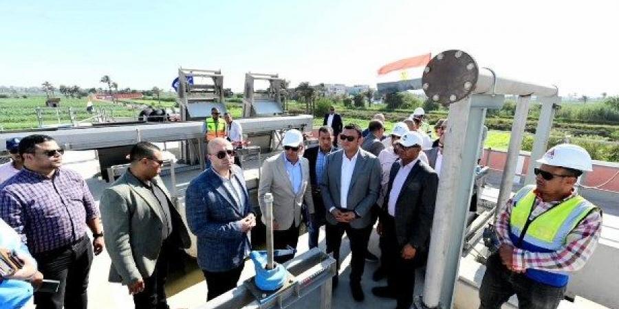 وزير الإسكان ومحافظ بني سويف يتفقدان محطة معالجة صرف صحي طحا البيشة بمركز ببا - هرم مصر