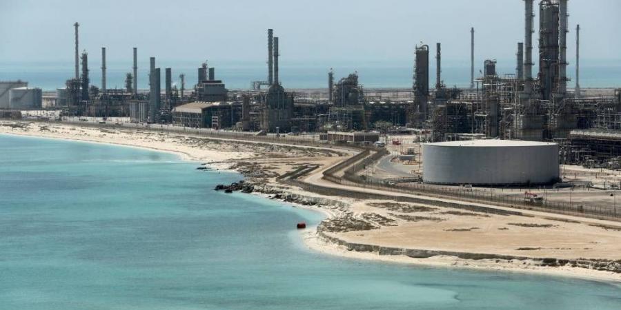 السعودية ترفع سعر خامها العربي الخفيف لآسيا بأغسطس لأعلى مستوى في 4 أشهر - هرم مصر