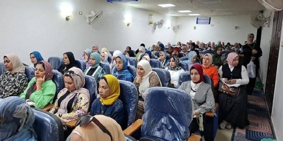 قبل أن تُبنى البيوت.. «مودة» تطرق أبواب القرى وتزرع الوعي بين شباب البحيرة - هرم مصر