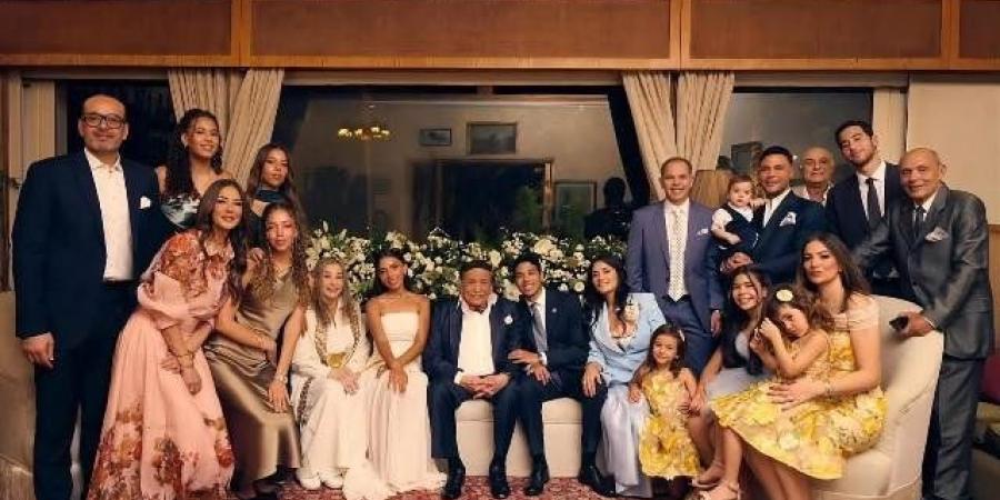كيف أستطاع الزعيم عادل إمام التربع على عرش النجومية لسنوات طويلة؟ - هرم مصر