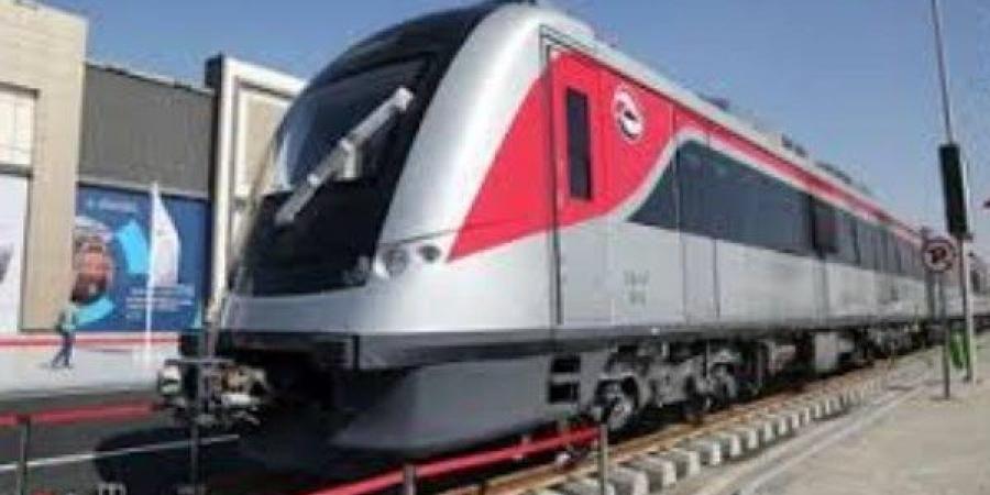القطار الكهربائي.. تقليل زمن التقاطر إلى 15 دقيقة بعد 5 مساءً بدءًا من اليوم - هرم مصر