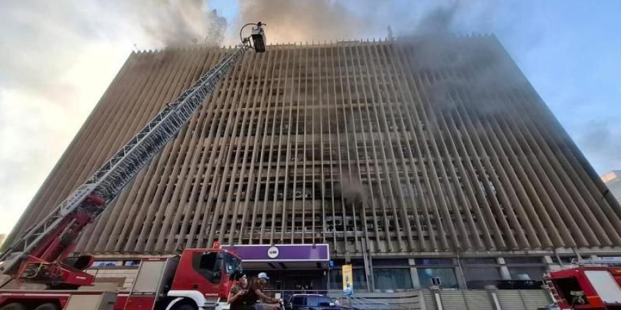 الصحة: 21 مصابًا حتى الآن في حريق سنترال رمسيس ولا وفيات.. فيديو - هرم مصر