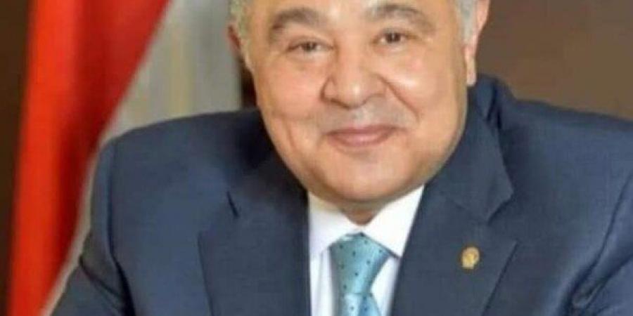محافظ البحر الأحمر: مراجعة شاملة لشبكة الطرق ورفع كفاءة الإسعاف للحد من الحوادث - هرم مصر