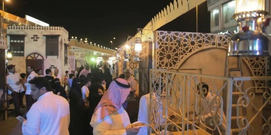 الأكشاك لبيع المواد غير الغذائية بالتجزئة - هرم مصر