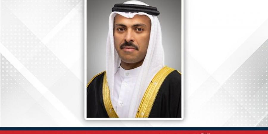 وزير الإعلام يهنئ جمعية الصحفيين البحرينية بمناسبة انتخاب مجلس الإدارة الجديد - هرم مصر