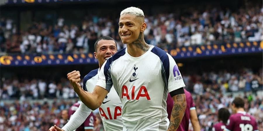 توتنهام يفوز علي بيرنلي بثلاثية نظيفة في الدوري الإنجليزي - هرم مصر