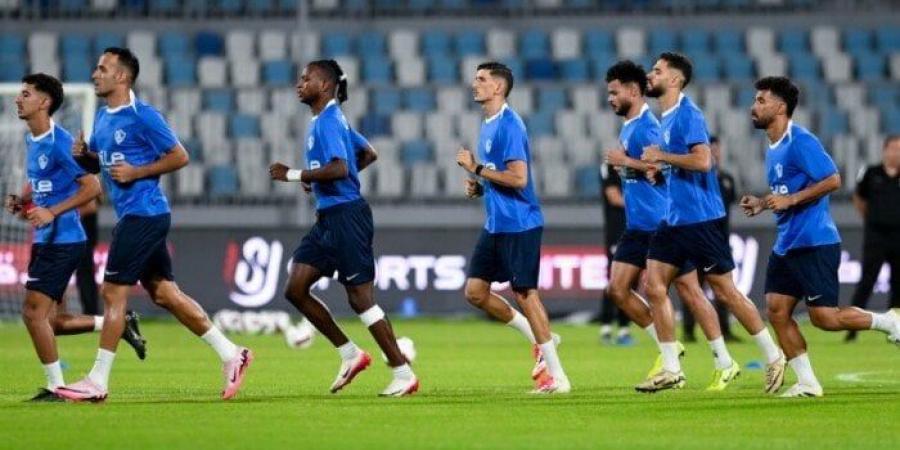 الزمالك يصل ستاد القاهرة استعدادًا لمواجهة المقاولون العرب - هرم مصر