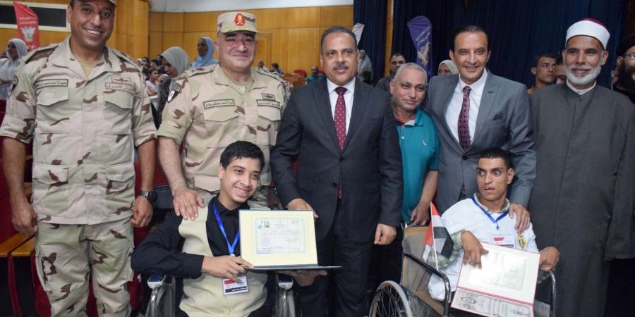 إدارة التجنيد والتعبئة تقدم التيسيرات التجنيدية لذوي الهمم وكبار السن بعدد من المحافظات - هرم مصر