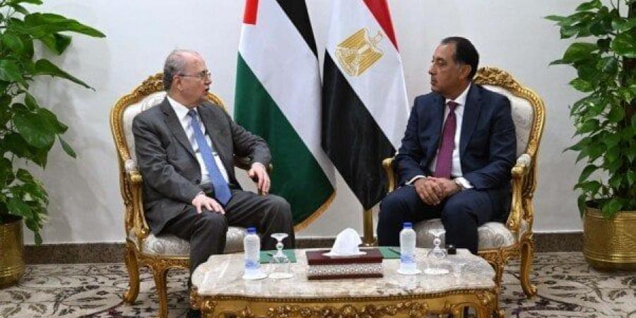 رئيس الوزراء يؤكد رفض تهجير الفلسطينيين وتمسك مصر بالقضية - هرم مصر