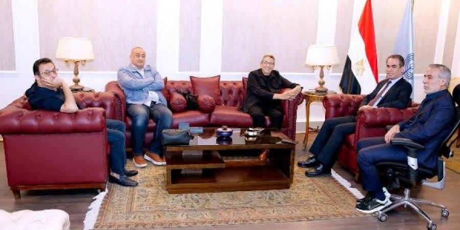 رسميا بدءا من سبتمبر .. عرض "باب الخلق" على شاشتي التليفزيون المصري والنهار - هرم مصر