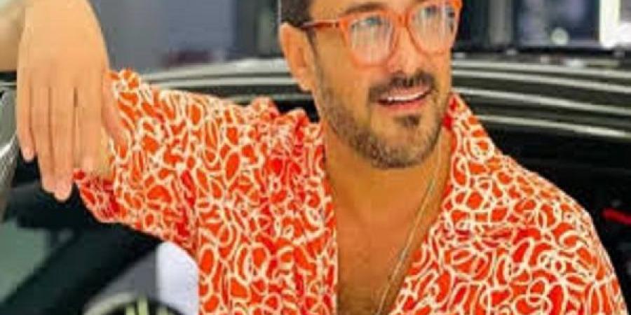 محمد رجب يعتذر لـ المؤلف أحمد عبد الفتاح عن عدم كتابة مسلسله الجديد - هرم مصر