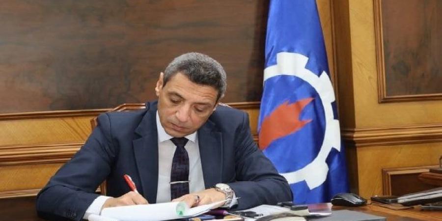 محافظ السويس يقرر تخفيض درجات القبول بالثانوي العام والفني - هرم مصر