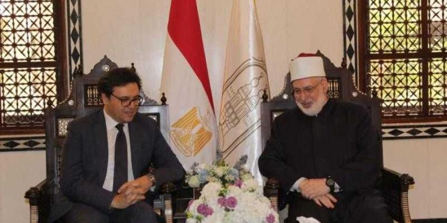 وزير الثقافة يشهد احتفالية الأزهر بمسابقة ”ثقافة بلادي” في موسمها الثاني تحت رعاية الدكتور أحمد الطيب شيخ الأزهر ويكرم الفائزين - هرم مصر