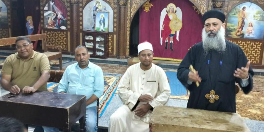 وحدة السكان تنظم ندوة توعوية بكنيسة الملاك ميخائيل بمدينة إسنا ضمن مبادرة "رفقًا بالقوارير" بالأقصر - هرم مصر