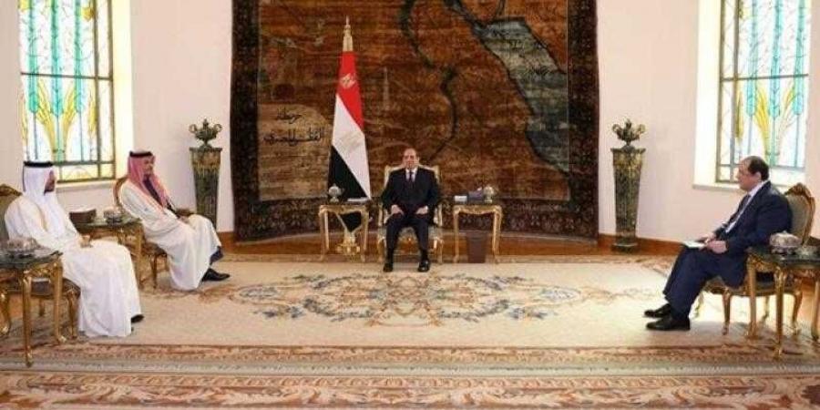 الرئيس السيسي يستقبل رئيس مجلس الوزراء وزير الخارجية بدولة قطر - هرم مصر