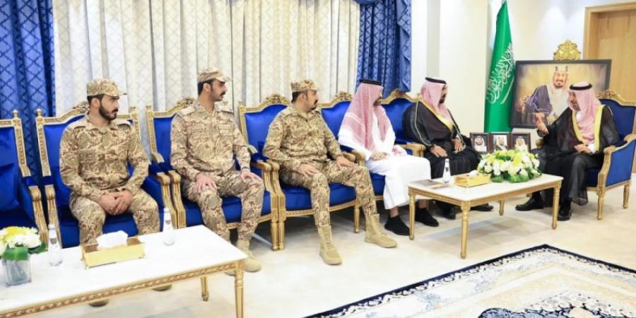 أمير نجران يتسلّم التقرير السنوي لفرع إدارة المجاهدين بالمنطقة - هرم مصر