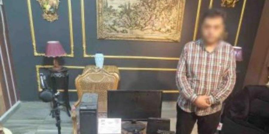 القبض على صاحب شركة إنتاج بدون ترخيص بالجيزة - هرم مصر