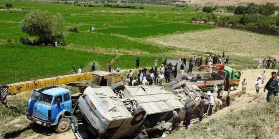 بينهم 17 طفلًا.. مصرع 71 شخصًا في حادث مروّع بإقليم هرات بأفغانستان - هرم مصر
