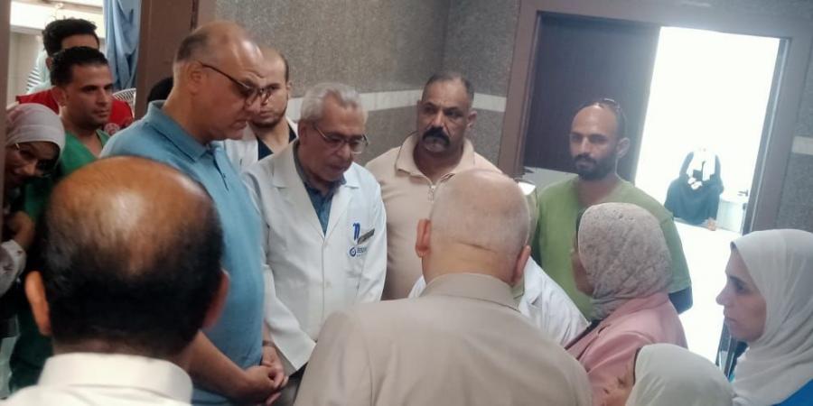محافظ القليوبية يزور المصاب بحريق منطقة الشدية ببنها ويطمئن على حالته - هرم مصر