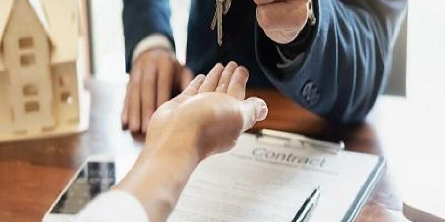 عاجل.. خطوات تسجيل شقة في الشهر العقاري 2025 والأوراق المطلوبة - هرم مصر