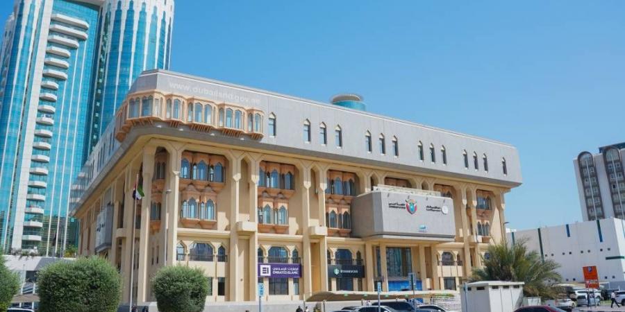 3.2 مليار درهم مبيعات عقارات دبي - هرم مصر