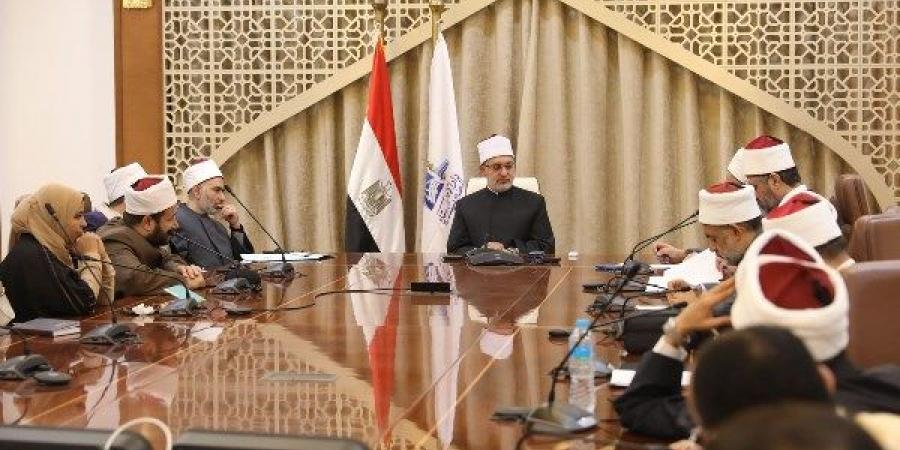 مفتي الجمهورية: إسهامات نوعية في الدراسات الشرعية والفكرية ومواكبة التحديات - هرم مصر