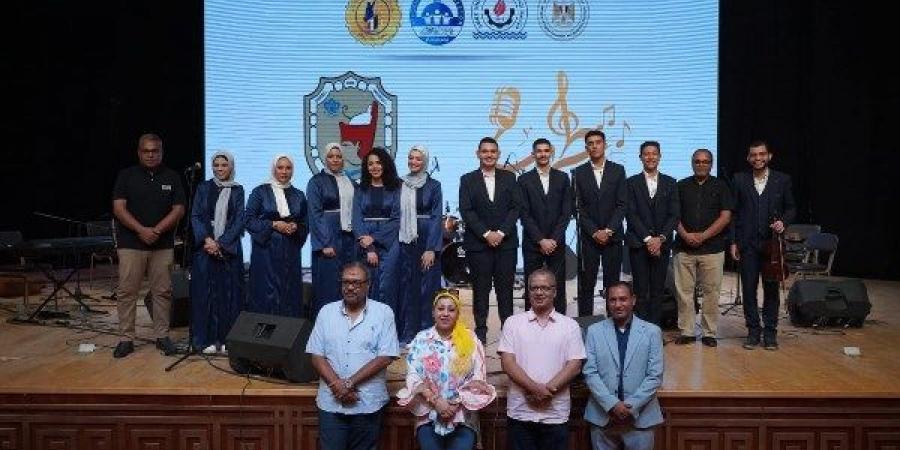جامعة سوهاج تبدع بمهرجان "طرب" الأول للموسيقى والغناء وتحصد المركز الثاني في الغناء والعزف الفردي - هرم مصر
