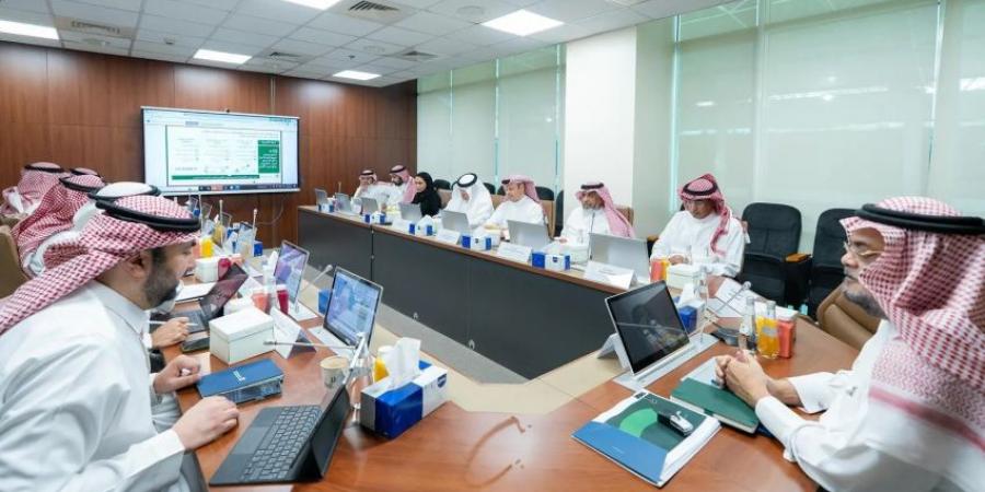 أكاديمية البيئة تعقد اجتماعها الأول وتبحث تعزيز حماية الموارد الطبيعية - هرم مصر