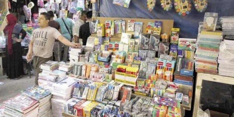 شنط وكشاكيل بأسعار مخفضة للأهالي.. أرخص مكان لبيع مستلزمات المدارس 2025 - هرم مصر
