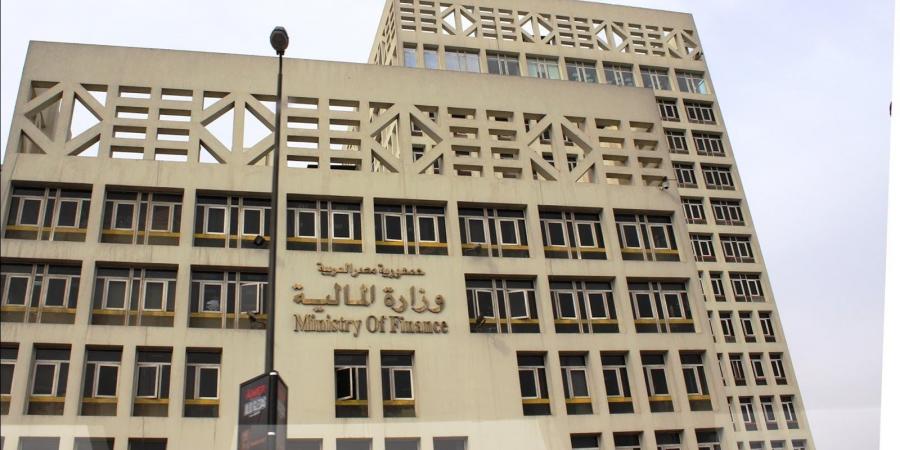 الحكومة تنجح في جذب استثمارات بقيمة 2.874 مليار دولار ..تفاصيل - هرم مصر