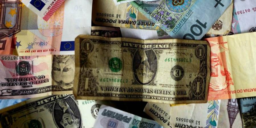 الدولار يتراجع بعد تصريحات باول في «جاكسون هول» - هرم مصر